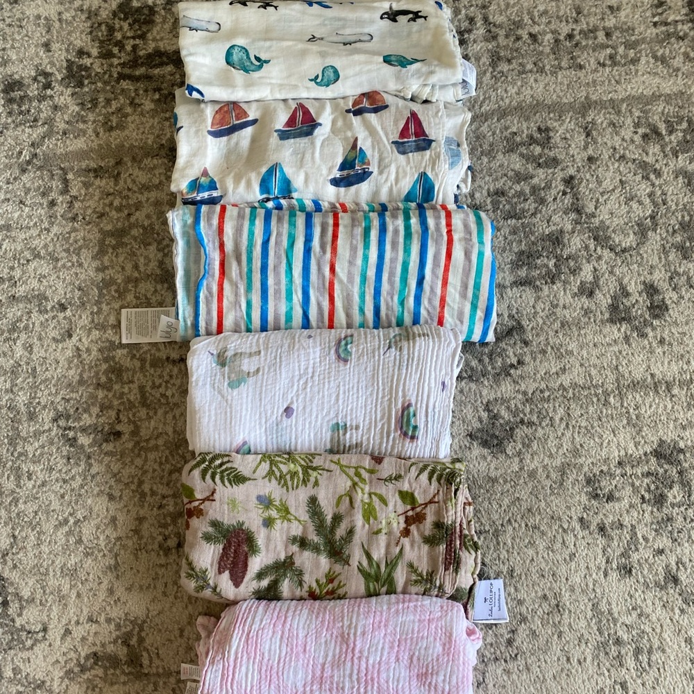 SOLD - 6 muslin cotton swaddling blankets